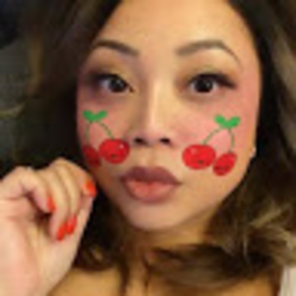 Meet your Posher, Nika - Picture 1 of 1